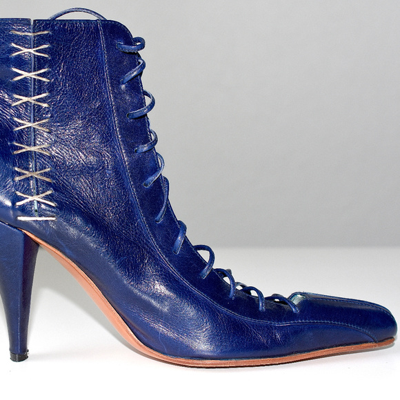 LONTE Handmade Indigo Lace up front Ankle Booties - Picture 5 of 8